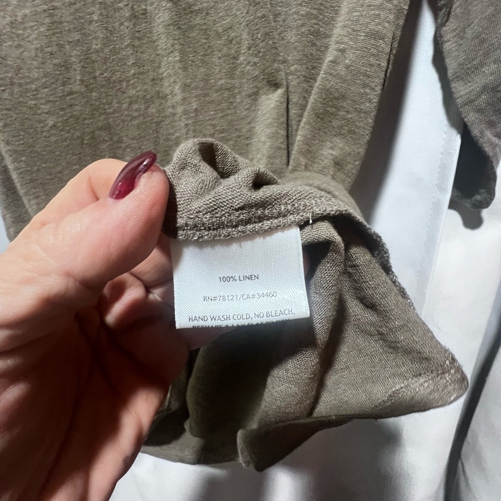 Eileen Fisher Charcoal Linen Embellished Scoop Neck Top Sz M - Picture 5 of 5